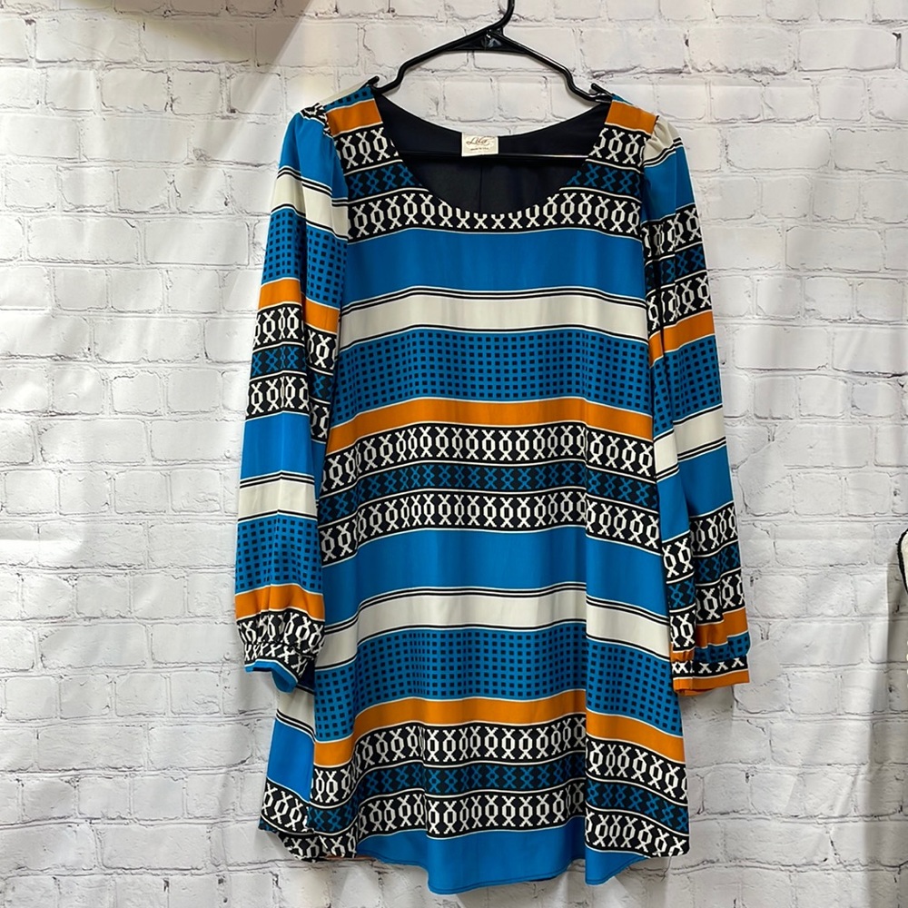 Lila made in the USA puff sleeve striped pattern large dress